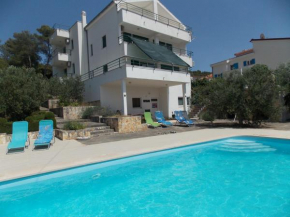 Отель Apartments Villa Goja  Трогир